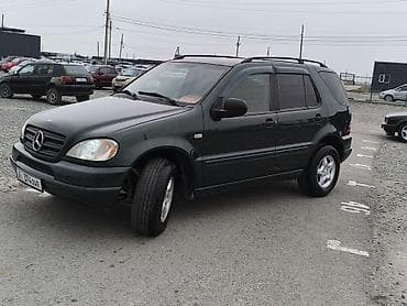 e class: Mercedes-Benz ML-Class: 2000 г., 3.2 л, Автомат, Бензин, Кроссовер — 3