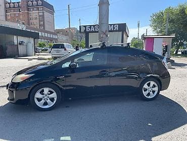 lancer evolution: Toyota Prius: 2012 г., 1.8 л, Гибрид, Хэтчбэк — 3