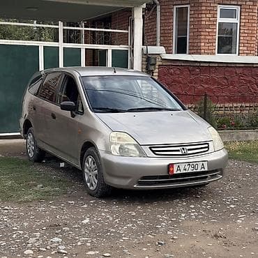 Унаа сатуу: Honda Stream: 2002 г., 1.7 л, Кол менен иштөөчү, Бензин, Универсал — 2