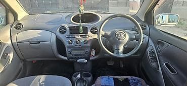 jet ski: Toyota Vitz: 2002 г., 0.1 л, Автомат, Бензин, Хэтчбэк — 6