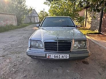 набор ключей для автомобиля б у: Mercedes-Benz W124: 1993 г., 2.2 л, Механика, Бензин, Седан — 2