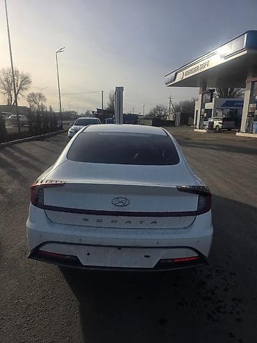 daewoo cobalt: Hyundai Sonata: 2021 г., 2 л, Автомат, Газ, Седан — 4