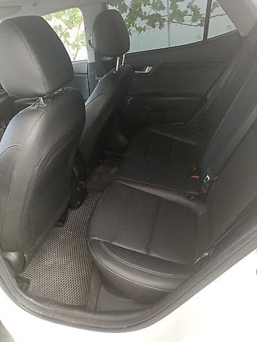 Продажа авто: Kia Stonic: 2018 г., 1.6 л, Автомат, Дизель — 7