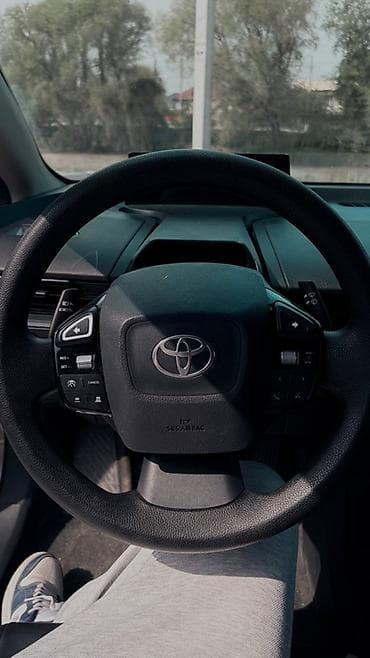 байди машина: Toyota bZ3: 2023 г., 1.5 л, Робот, Электромобиль, Седан — 10