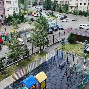 12: 1 комната, 42 м², 12 мкр 4 этаж — 6