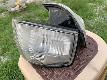 паваротники: Комплект поворотников Mazda 1998 г., Новый — 2