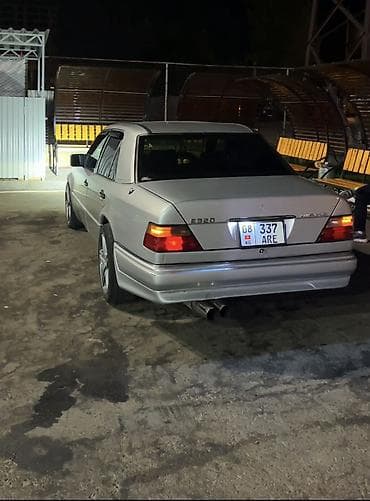 560 sec: Mercedes-Benz W124: 1993 г., 3.2 л, Автомат, Бензин, Седан — 1