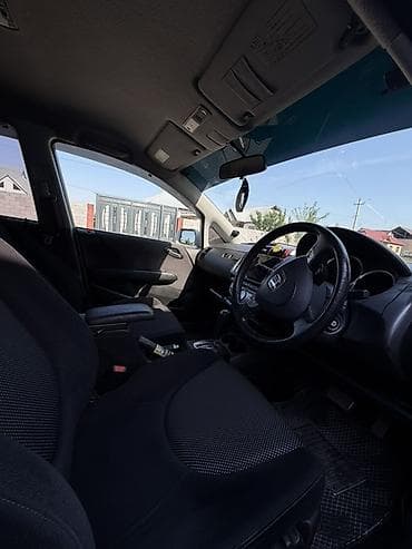 хонда истеп 1: Honda Fit: 2003 г., Автомат, Седан — 6