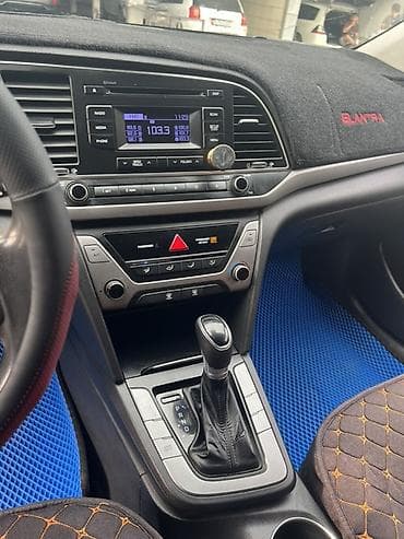 Продажа авто: Hyundai Avante: 2018 г., 1.6 л, Автомат, Газ, Седан — 9