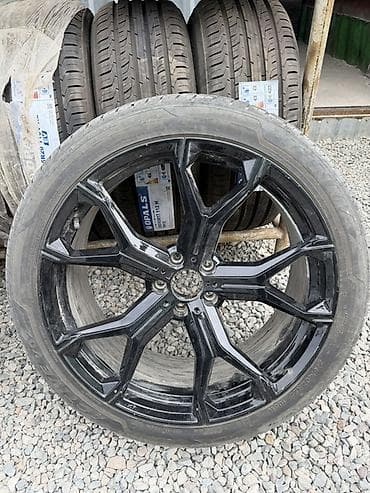 простав: Литые Диски R 22 BMW, Комплект, отверстий - 5, Новый — 6