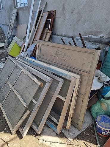 поддон деревянный: ОТДАМ ДАРОМ. Старые деревянные оконные рамы и створки, разбор. — — 1