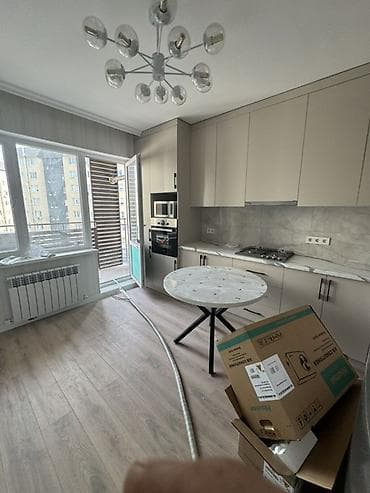 стол из столешницы: Кухонный стол, Круглый, Нераскладной — 2