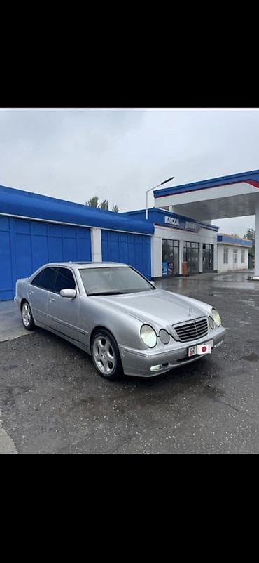 Mercedes-Benz E-Class: 2001 г., 3.2 л, Автомат, Бензин, Седан