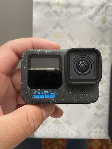 Экшн‑камера GoPro 12 (серия HERO, корпус с серо‑чёрным «крапленным»