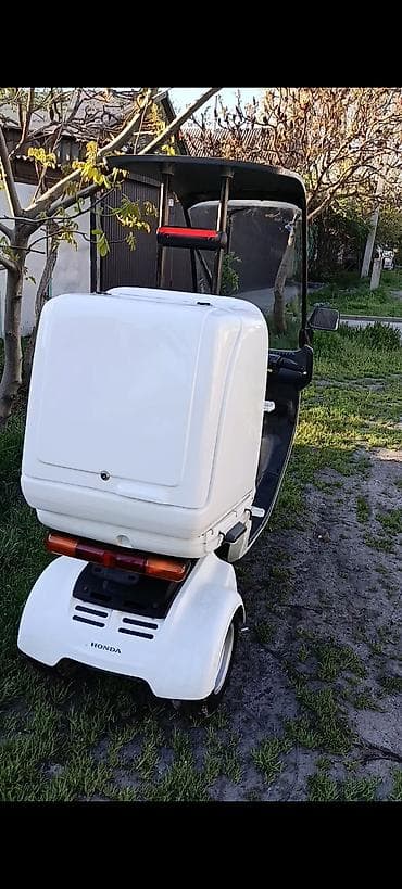 мотоцикл скутер: В продаже бензиновый скутер-трайк Honda Gyro Canopy, модель TA-03, в — 2