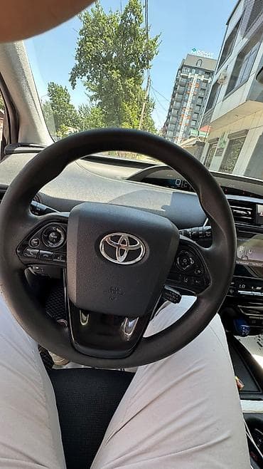 тоёта приус: Toyota Prius: 2020 г., 1.8 л, Автомат, Гибрид, Хэтчбэк — 9