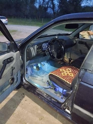 дверные обшивки гольф 4: Volkswagen Passat: 1990 г., Универсал — 3