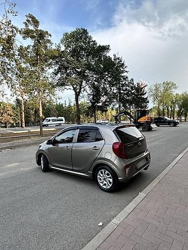 авто жак: Kia Morning: 2018 г., 1 л, Автомат, Бензин, Хетчбек — 8