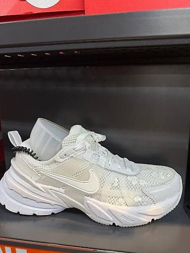 nike m2k tekno: Кроссовки Nike V2k размер 40 белые Маломерки подойдут на 39, 39,5 — 1