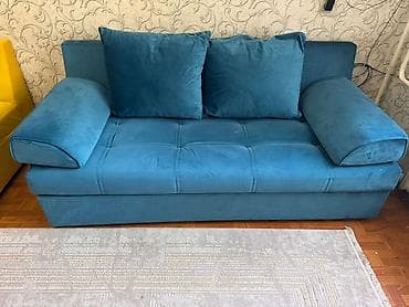 Прямые диваны: Прямой диван, Б/у — 4