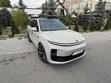 byd e2 2023: Lixiang L6: 2024 г., 1.5 л, Автомат, Гибрид, Кроссовер — 3