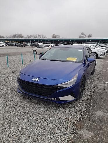 ef m: Hyundai Elantra: 2023 г., Гибрид, Седан — 6