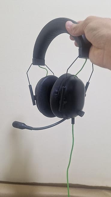 sony xb: Проводные гарнитуры, Razer, Б/у, цвет - Черный — 2