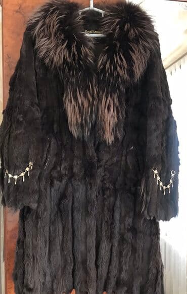 Шуба кролик, воротник писец (в отличном состоянии)
