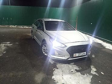 Hyundai Sonata: 2018 г., 2 л, Автомат, Газ, Седан