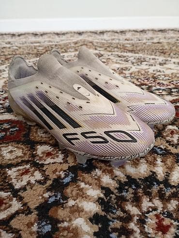 Футбольные бутсы Adidas F50 без шнурков (лаколичник lace-less)