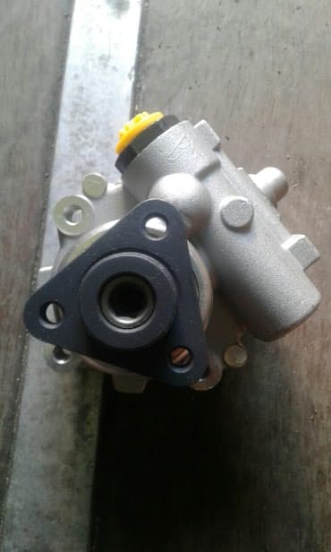 e39: Насос гура!! гидро усилителя руля. на BMW кузов e39 цена гарантия — 1