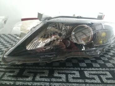 runx alex: Передняя левая фара Toyota — 1