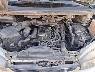 honda demio: Mitsubishi Space Gear: 1996 г., 2 л, Ручные, Минивэн — 5