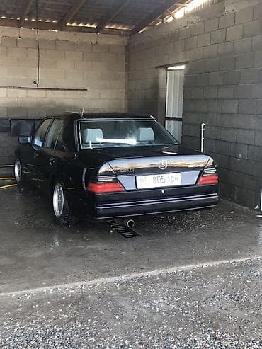 Mercedes-Benz W124: 1989 г., 3 л, Автомат, Бензин, Седан — 2