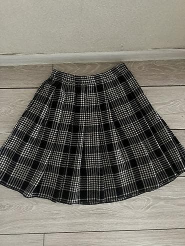 Набор женской одежды (4 позиции) Все по 500 сомов 1) Юбка в клетку -