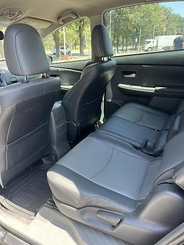 чехлы приус: Toyota Prius V: 2011 г., 1.8 л, Вариатор, Гибрид, Хэтчбэк — 6