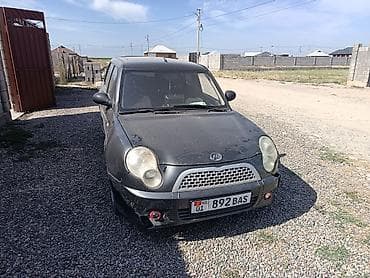 Унаа: LIFAN Smily (320): 2013 г., 1.1 л, Кол менен иштөөчү, Бензин, Хетчбек — 1