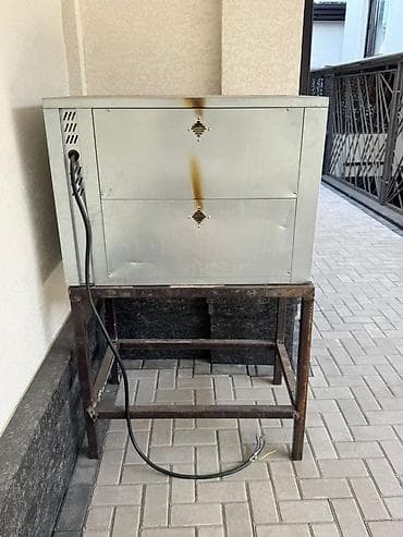 Профессиональная двухъярусная электропечь для пиццы/выпечки на поду -