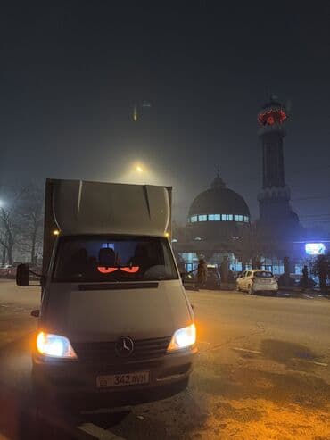 Заказать Мерседес грузовой спринтер, Переезд, C грузчиком