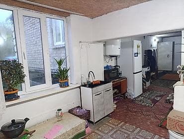 4: 🏡 Продаётся 4-комнатный кирпичный дом с участком! 📍 Локация: ж/м — 7