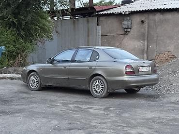 kia rio 2014: Daewoo Leganza: 1997 г., Седан — 3