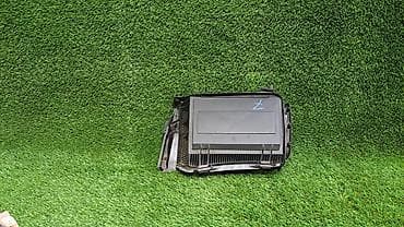 Корпус салонного фильтра левый Е39 8 379 627 Год 2002 В отличном