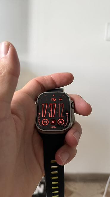 Apple Watch Ultra Идеальное состояние,, 2 ремешка в комплекте