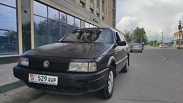 Volkswagen Passat Variant: 1989 г., 1.8 л, Механика, Бензин, Универсал