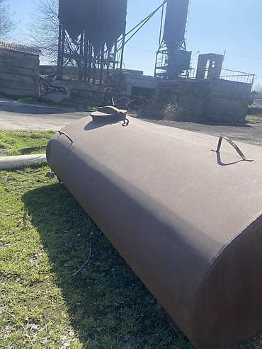 цистерна на колесах: Цистерна — 1