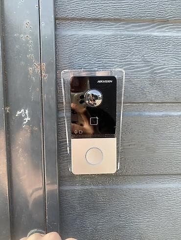 mate 40 pro: Видеодомофон/умный дверной звонок с камерой - Бренды на фото: HiWatch — 3
