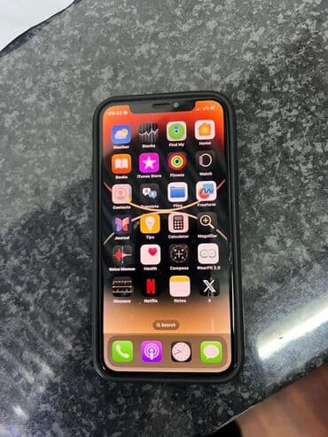 авто магнитофон: IPhone Xs — 1