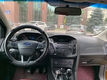 машина запор: Ford Focus: 2016 г., 1.6 л, Механика, Бензин, Универсал — 5