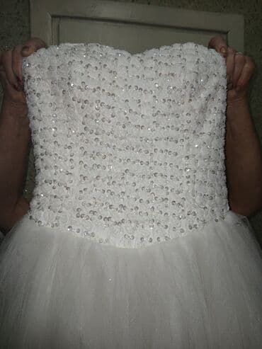 свадебные платья в бишкеке фото и цены: Свадебное платье, Без кольца, Б/у — 2