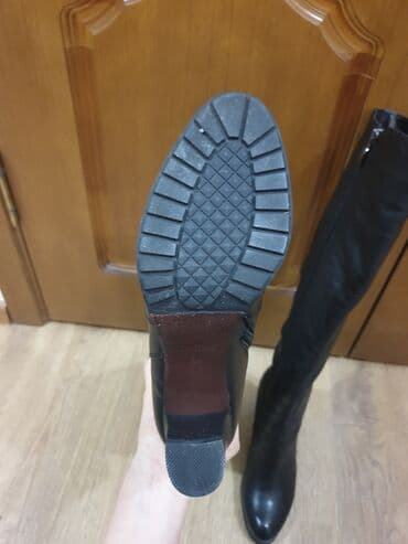 сапоги зимние женские натуральная кожа натуральный мех распродажа: Зимние кожаные сапоги-трубы еврозима. Размер 39. Состояние идеальное — 5
